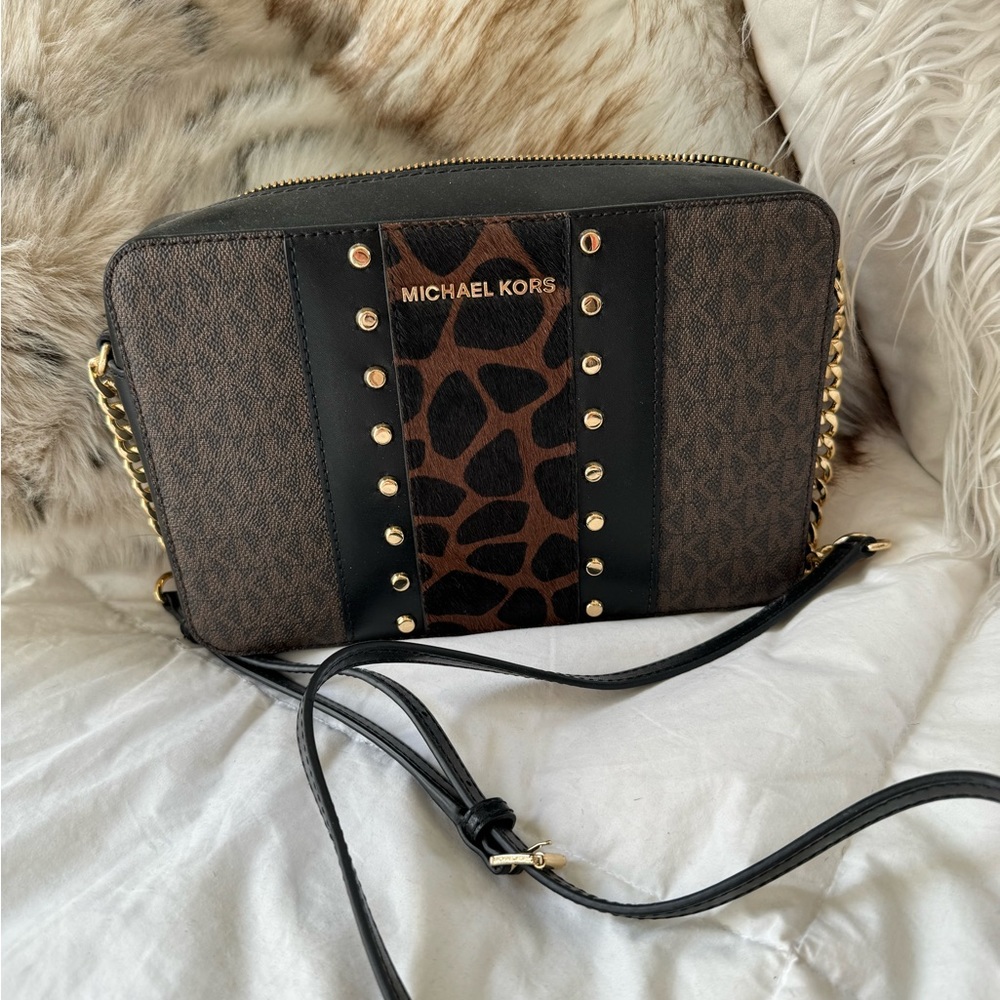 Michael Kors Jet Set Camera Giraffe Print Calf Hair Crossbody Bag